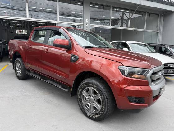 FORD RANGER 2.2 XLS 4X2 CD 16V DIESEL 4P AUTOMÁTICO